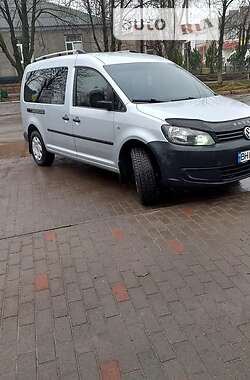 Грузовой фургон Volkswagen Caddy 2012 в Врадиевке