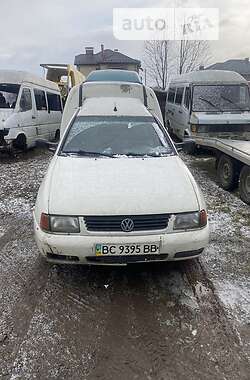 Грузовой фургон Volkswagen Caddy 2003 в Стрые