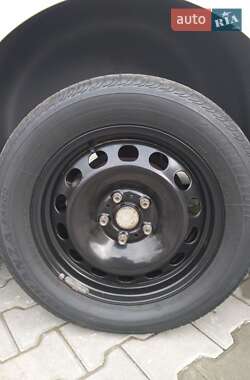Минивэн Volkswagen Caddy 2011 в 