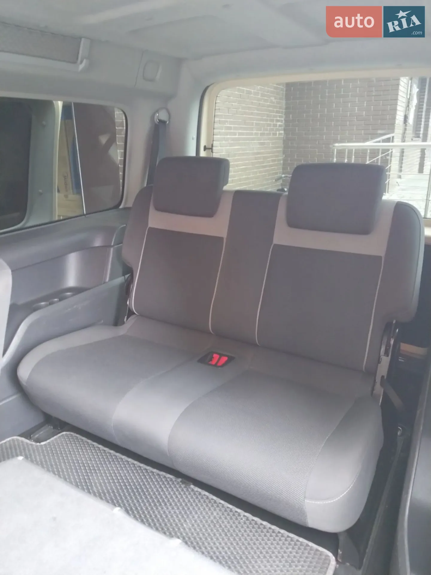 2011 Volkswagen Caddy - мініатюра 18