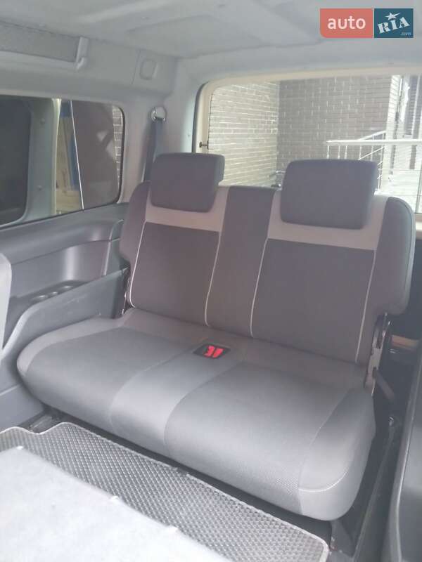 Минивэн Volkswagen Caddy 2011 в Хмельницком