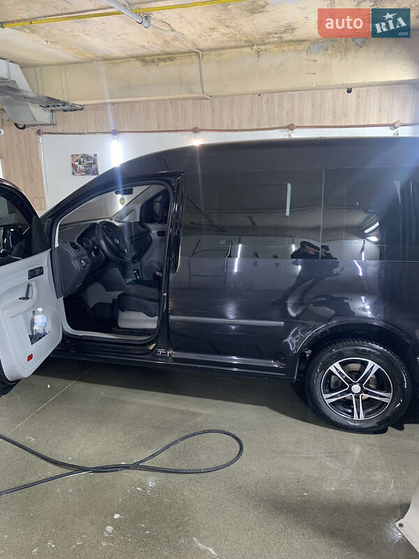 Минивэн Volkswagen Caddy 2008 в Днепре