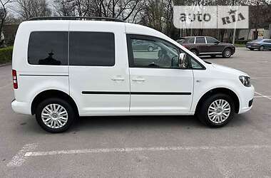 Минивэн Volkswagen Caddy 2013 в Каменском