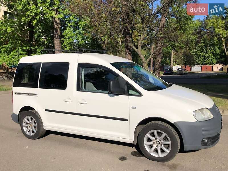 Минивэн Volkswagen Caddy 2005 в Киеве