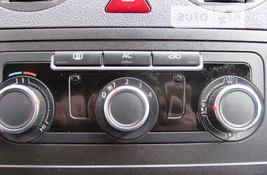 Минивэн Volkswagen Caddy 2011 в 