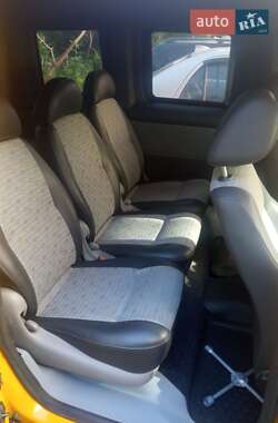 Минивэн Volkswagen Caddy 2011 в 