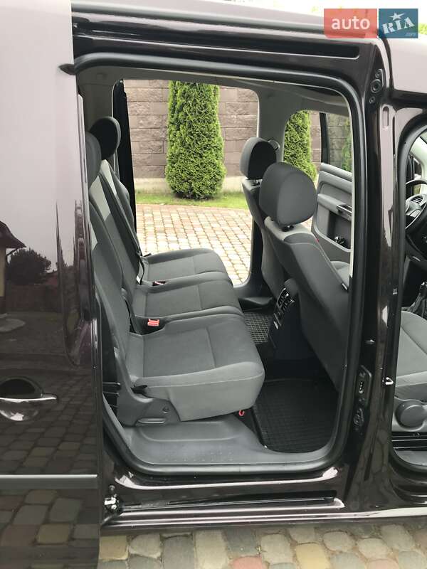 Минивэн Volkswagen Caddy 2014 в Луцке