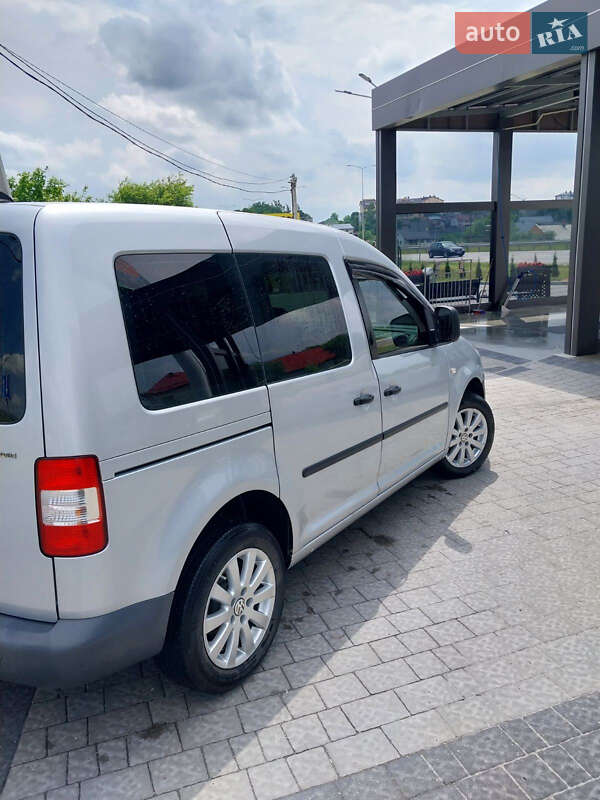 Мінівен Volkswagen Caddy 2008 в Пустомитах