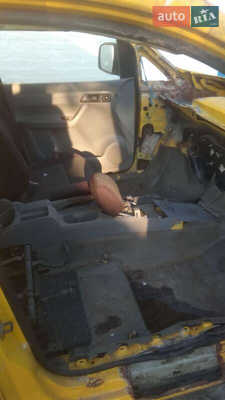 Мінівен Volkswagen Caddy 2005 в Полтаві