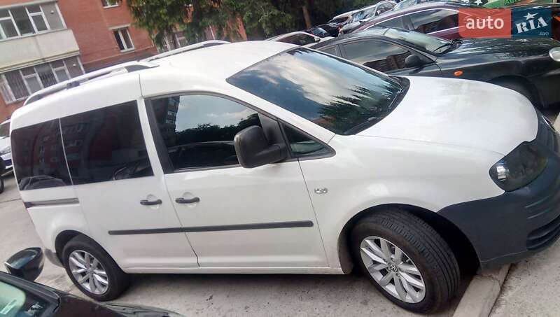 Минивэн Volkswagen Caddy 2007 в Сумах