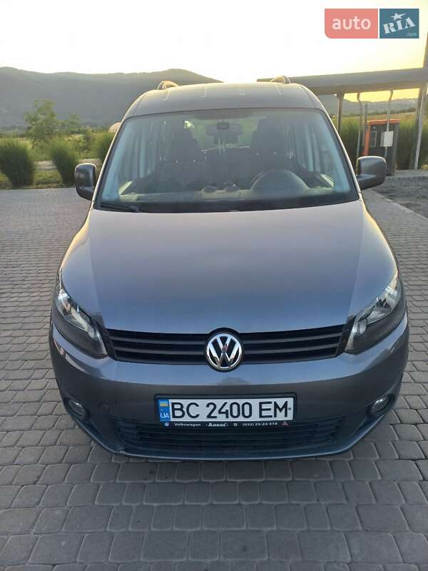 Минивэн Volkswagen Caddy 2015 в Виноградове