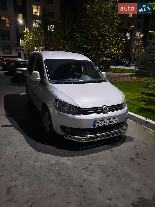 Мінівен Volkswagen Caddy 2013 в Івано-Франківську