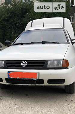 Пікап Volkswagen Caddy 2003 в Волочиську