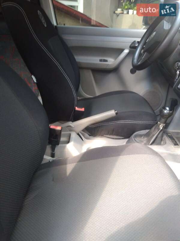 Мінівен Volkswagen Caddy 2007 в Балті фото 11 Мінівен Volkswagen Caddy 2007 в Балті