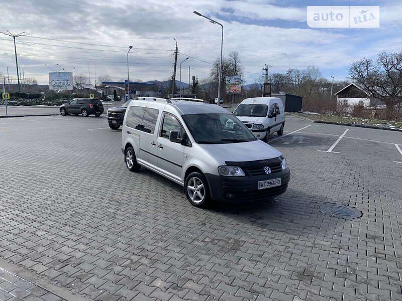 Минивэн Volkswagen Caddy 2009 в Надворной