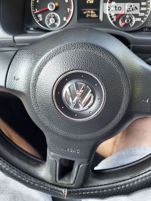 Минивэн Volkswagen Caddy 2012 в Запорожье