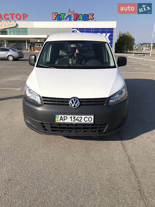 Минивэн Volkswagen Caddy 2011 в Запорожье