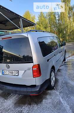 Минивэн Volkswagen Caddy 2016 в Волочиске