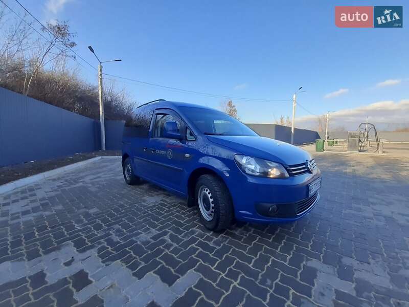 Минивэн Volkswagen Caddy 2015 в Николаеве