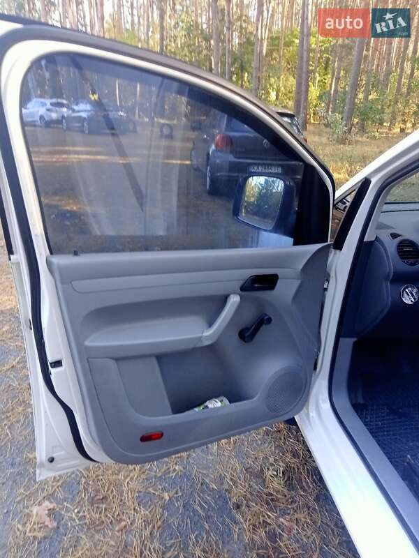 Минивэн Volkswagen Caddy 2005 в Броварах