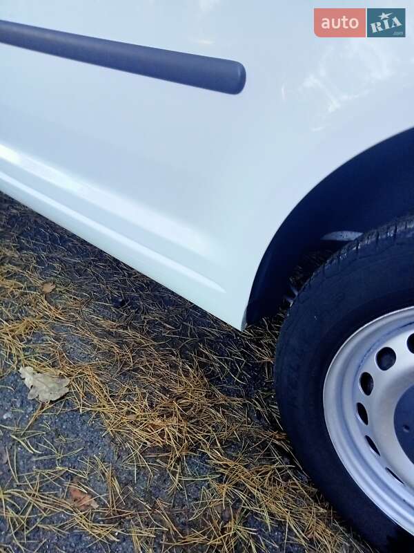 Минивэн Volkswagen Caddy 2005 в Броварах