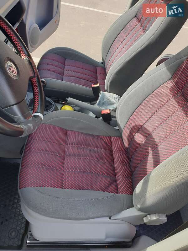 Мінівен Volkswagen Caddy 2006 в Києві