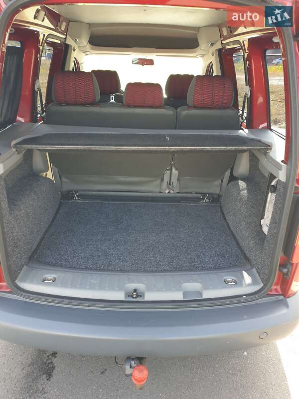 Мінівен Volkswagen Caddy 2006 в Києві