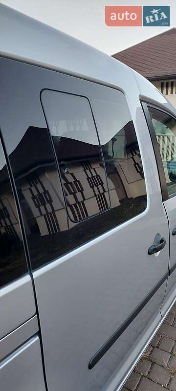 Мінівен Volkswagen Caddy 2010 в Полтаві