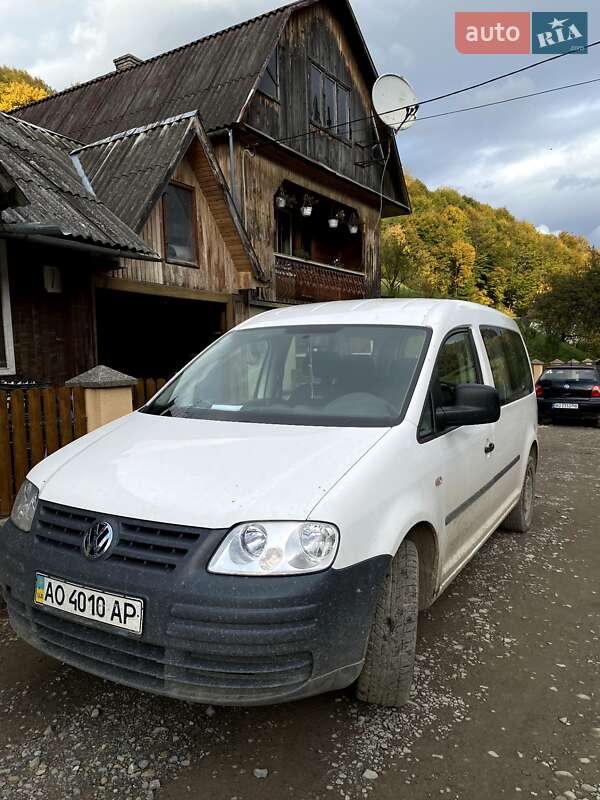 Мінівен Volkswagen Caddy 2008 в Воловцю