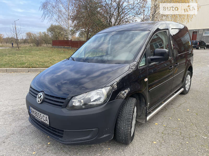 Мінівен Volkswagen Caddy 2012 в Звягелі