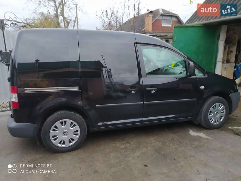Мінівен Volkswagen Caddy 2009 в Корсунь-Шевченківському