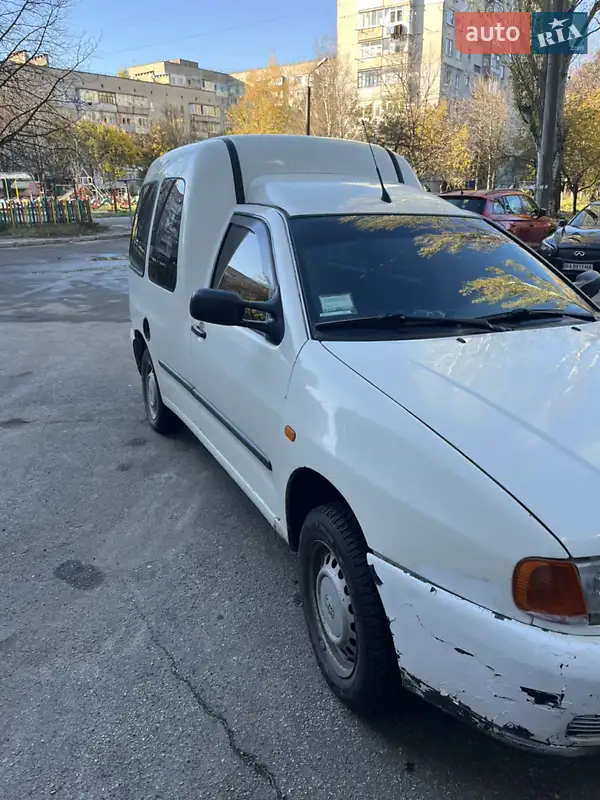 Volkswagen Caddy 2003