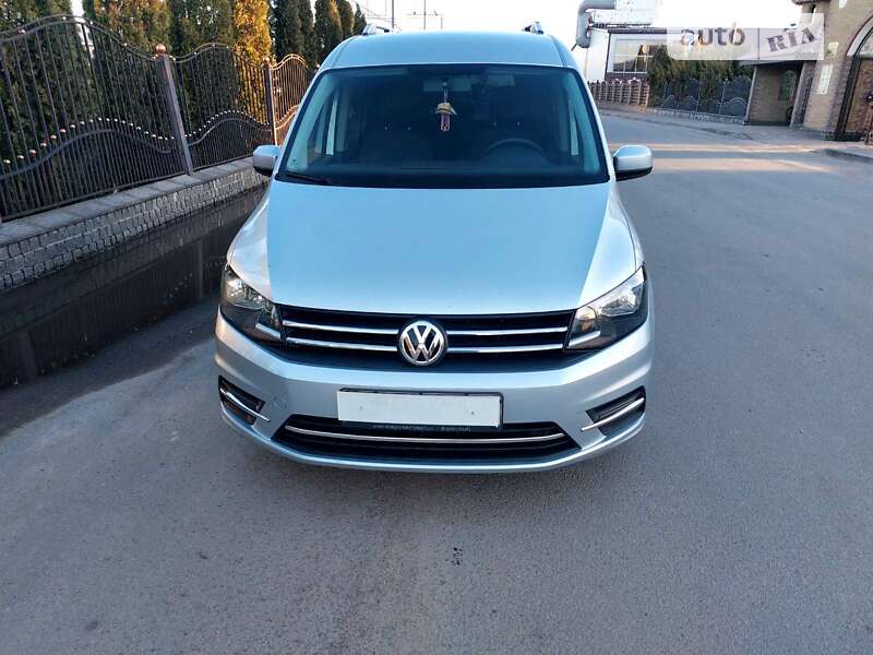 Мінівен Volkswagen Caddy 2015 в Житомирі