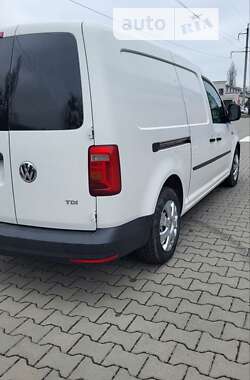 Вантажний фургон Volkswagen Caddy 2015 в Вінниці