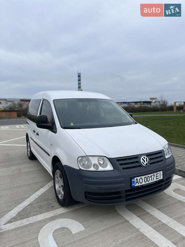 Минивэн Volkswagen Caddy 2008 в Тячеве