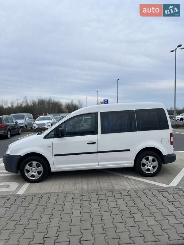 Минивэн Volkswagen Caddy 2008 в Тячеве