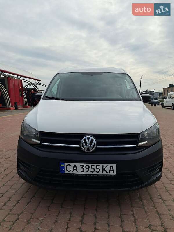 Мінівен Volkswagen Caddy 2016 в Умані