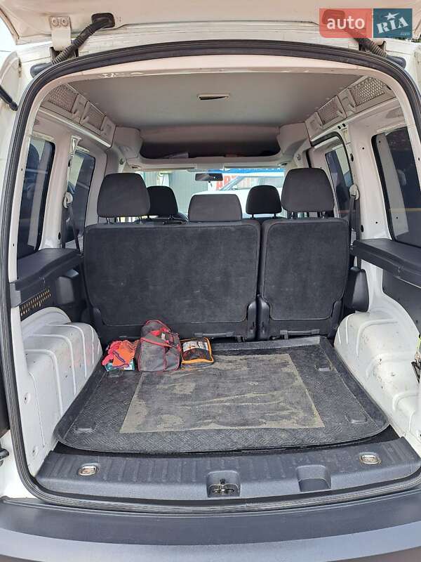 Мінівен Volkswagen Caddy 2016 в Умані