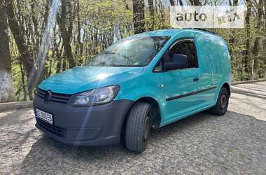 Вантажний фургон Volkswagen Caddy 2012 в Чернівцях