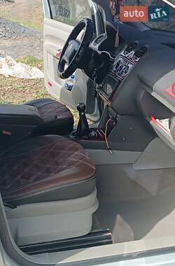 Минивэн Volkswagen Caddy 2005 в 