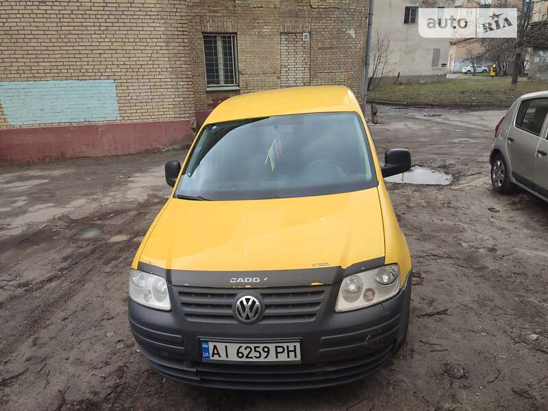 Минивэн Volkswagen Caddy 2006 в Киеве