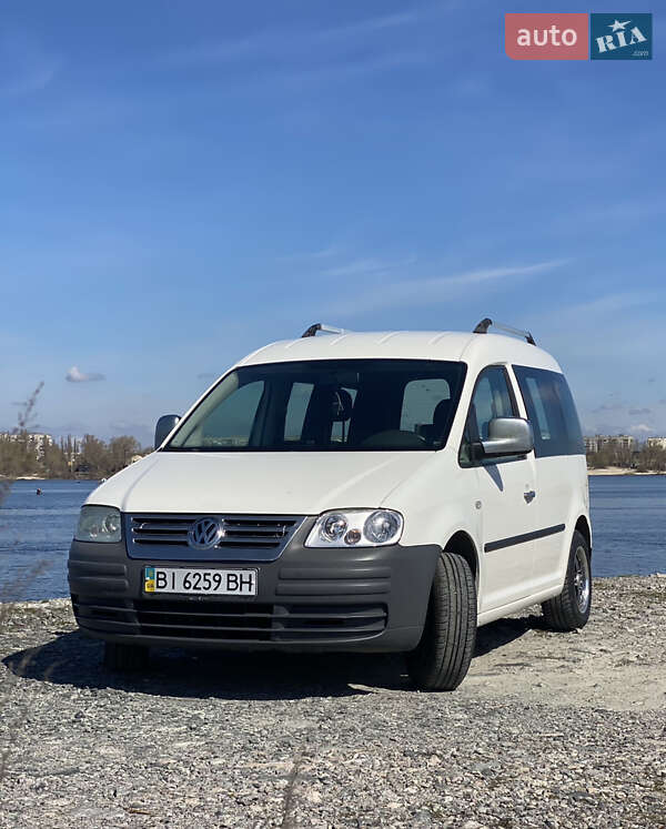 Минивэн Volkswagen Caddy 2006 в Кременчуге