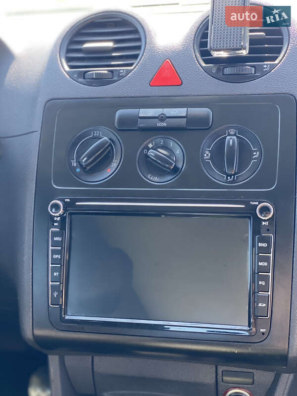 Минивэн Volkswagen Caddy 2006 в Кременчуге