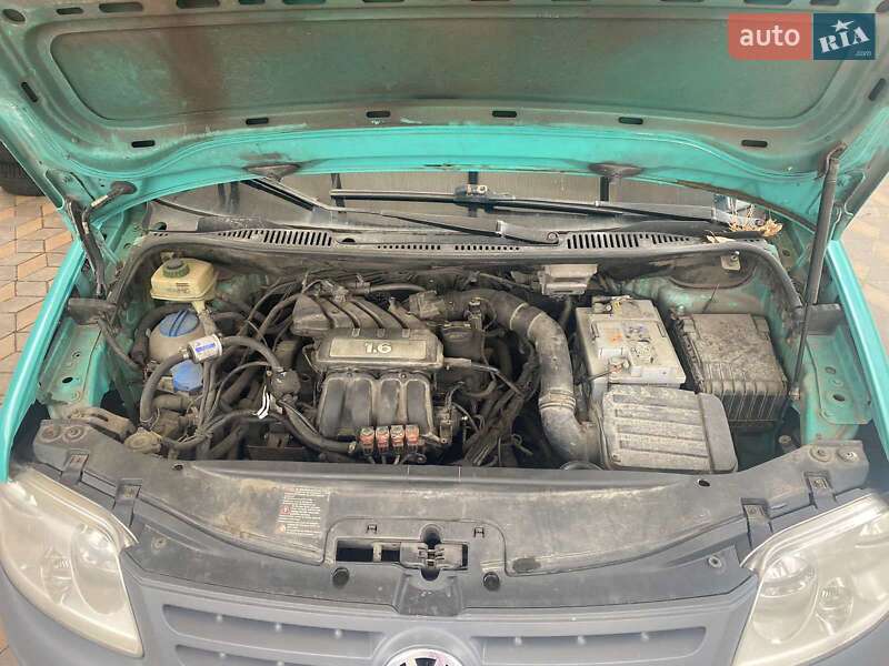 Мінівен Volkswagen Caddy 2008 в Вишневому