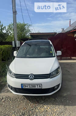 Volkswagen Caddy 2011