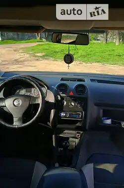 Volkswagen Caddy 2006