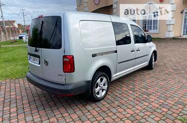 Вантажний фургон Volkswagen Caddy 2015 в Києві