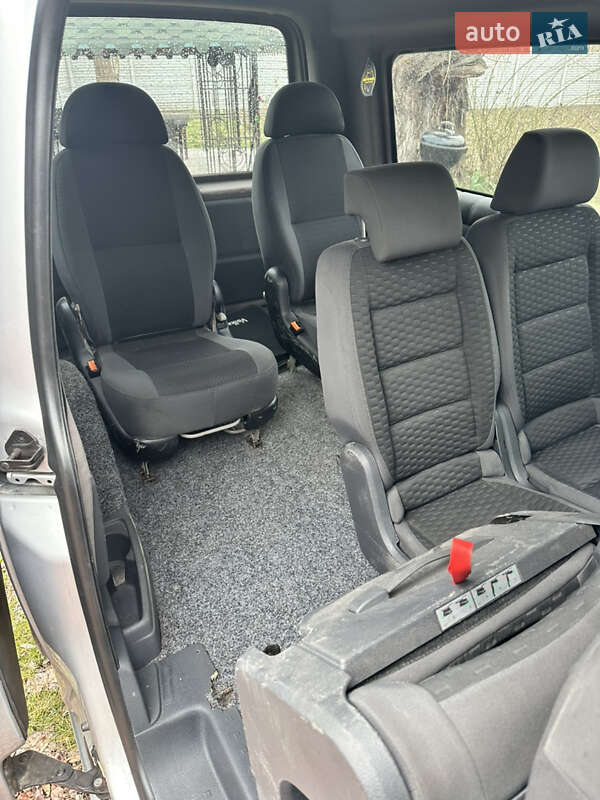 Минивэн Volkswagen Caddy 2012 в Киеве