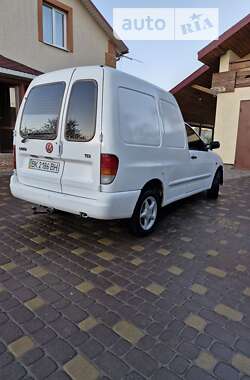 Грузовой фургон Volkswagen Caddy 2002 в Ровно