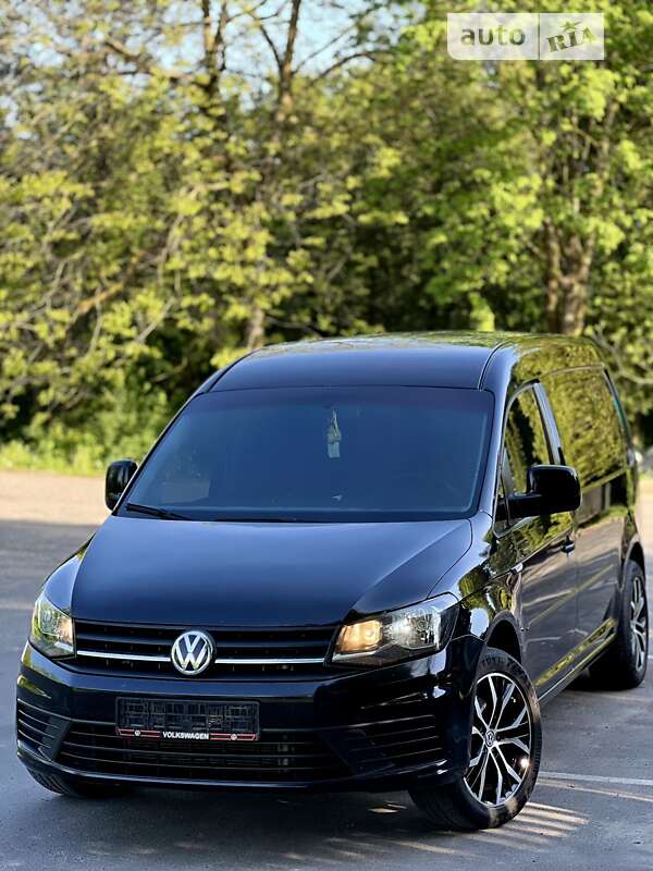 Грузовой фургон Volkswagen Caddy 2016 в Ровно